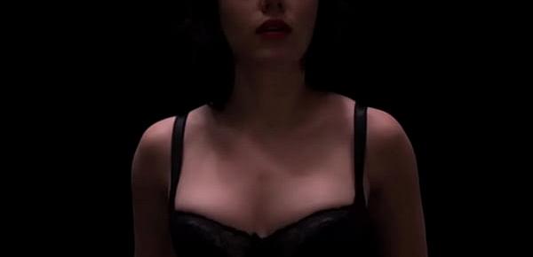 Scarlett Johansson in Under the Skin 2013
